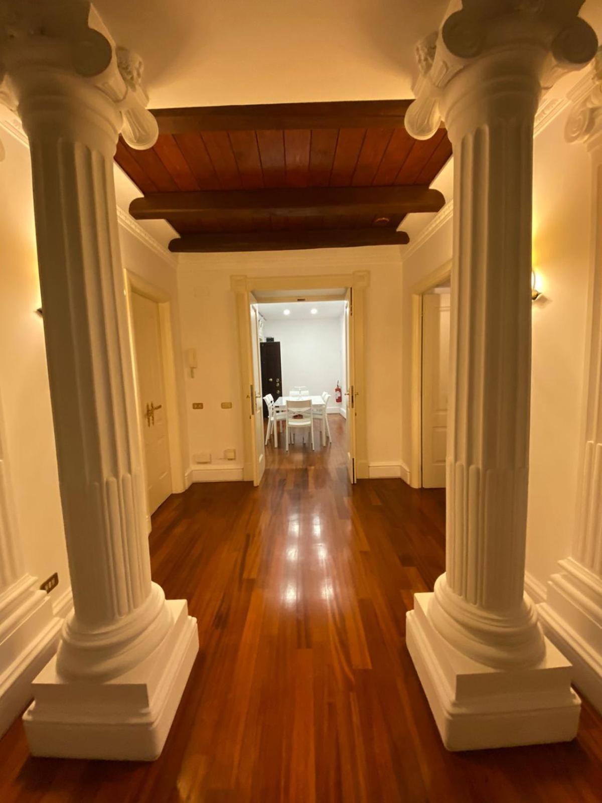 Отель Magic Door Рим Экстерьер фото
